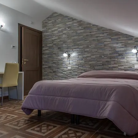 Ad Astra Bed & Breakfast 3*