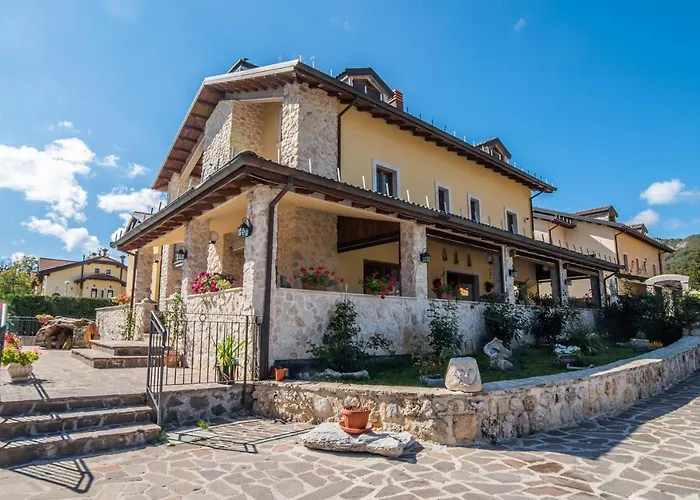 Ad Astra Пескассероли